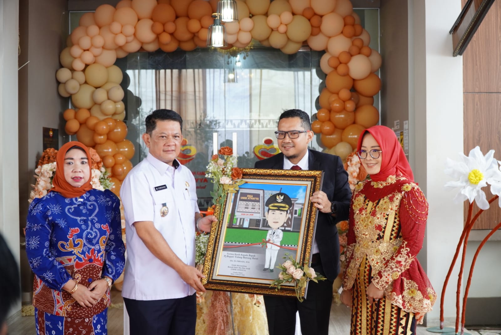 M. Firsada Resmikan RSIA Pertama Di Tubaba