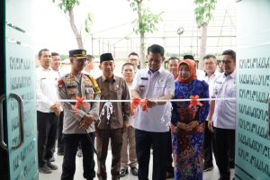 Pj. Bupati Tubaba Resmikan Gedung Baru Kantor Dpmpstp dan Disdukcapil Tubaba