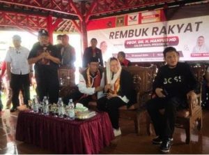 Mahfud MD Didampingi Yenny Wahid Dalam Rembuk Rakyat