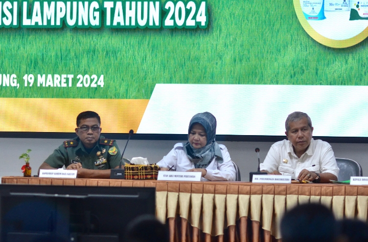 Bersama Tenaga Ahli Kementan RI, Danrem 043/Gatam Ikuti Rakor Dan Sosialisasi Pelaporan Data Optimasi Lahan Rawa, Pompanisasi Dan PAT Provinsi Lampung