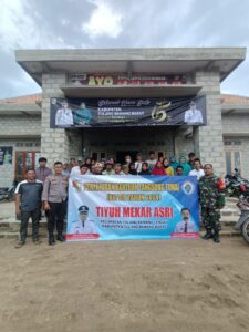 Kepalo Tiyuh Mekar Asri Salurkan BLT DD Tahap Pertama kepada 27 KPM