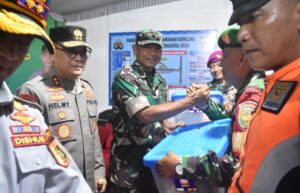 Danrem 043/Gatam Bersama Kapolda Lampung, Patroli Bersama Pantau Kesiapan Pengamanan Hari Raya Idul Fitri 1445 H.