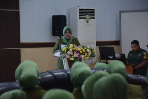 Danrem 043/Gatam Berharap Persit Kartika Chandra Kirana Dapat Membantu Atasi Kesulitan Dan Tingkatkan Kesejahteraan Anggota Dan Masyarakat Serta Keluarganya.