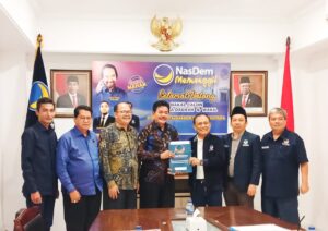 Bacabup Khenoki Waruwu Mengikuti Pleno Pencalonan Tingkat DPW Sumut