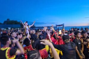 Masyarakat Antusias Saksikan Pesta Rakyat Pada Festival Pesona Aekhula