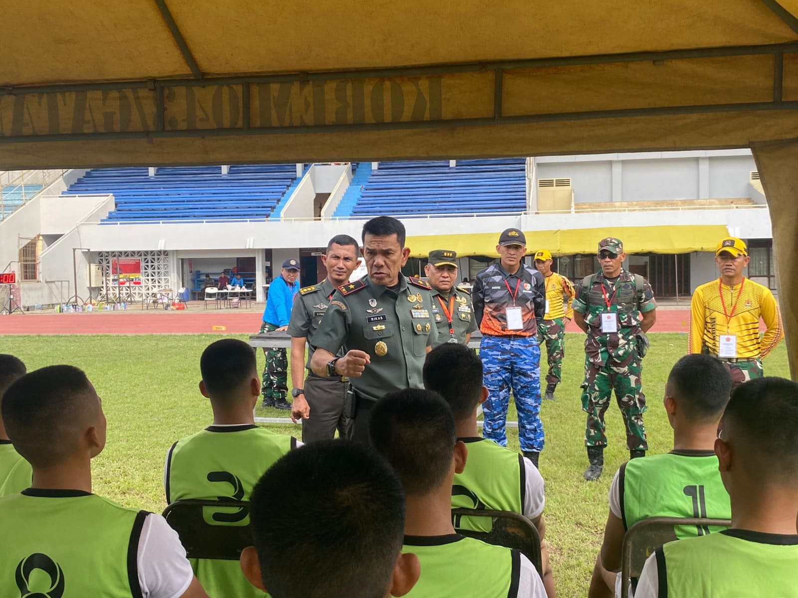 Danrem 043/Gatam Pantau Pelaksanaan Tes Kesegaran Jasmani Calon Taruna Akademi TNI TA. 2024