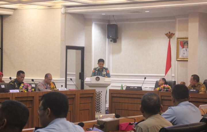 Bersama Gubernur Dan Forkopimda Provinsi Lampung, Kasrem 043/Gatam Sambut Rombongan PPRA LXVI Tahun 2024 Lemhanas RI