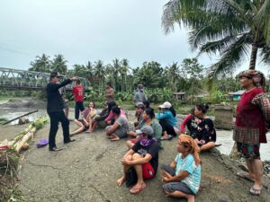 Bupati Nias Barat Melarang Penambangan Pasir Dekat Jembatan Lahomi