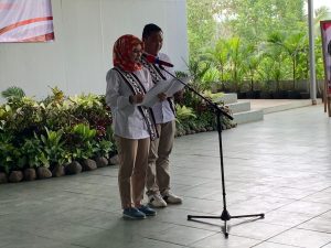 Cabup-Cawabup Nomor Urut 2 Nanda-Antonius: Deklarasi Damai Komitmen Jaga Kondusifitas. Cabup-Cawabup Nomor Urut 2 Nanda-Antonius: Deklarasi Damai Komitmen Jaga Kondusifitas.