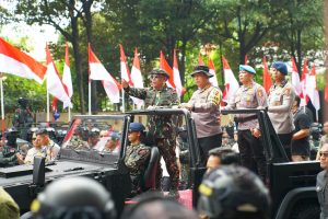 Kapolri Cek Gladi Bersih Apel Gelar Pasukan Pengamanan Pengambilan Sumpah Presiden dan Wapres RI.