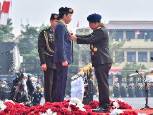 Anugerahi Presiden Jokowi Loka Praja Samrakshana, Kapolri: Bentuk Penghormatan Institusi.
