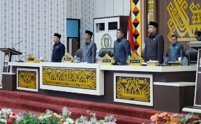 Pemkab & DPRD Pringsewu Sahkan 4 Perda & Sepakati Propemperda 2025