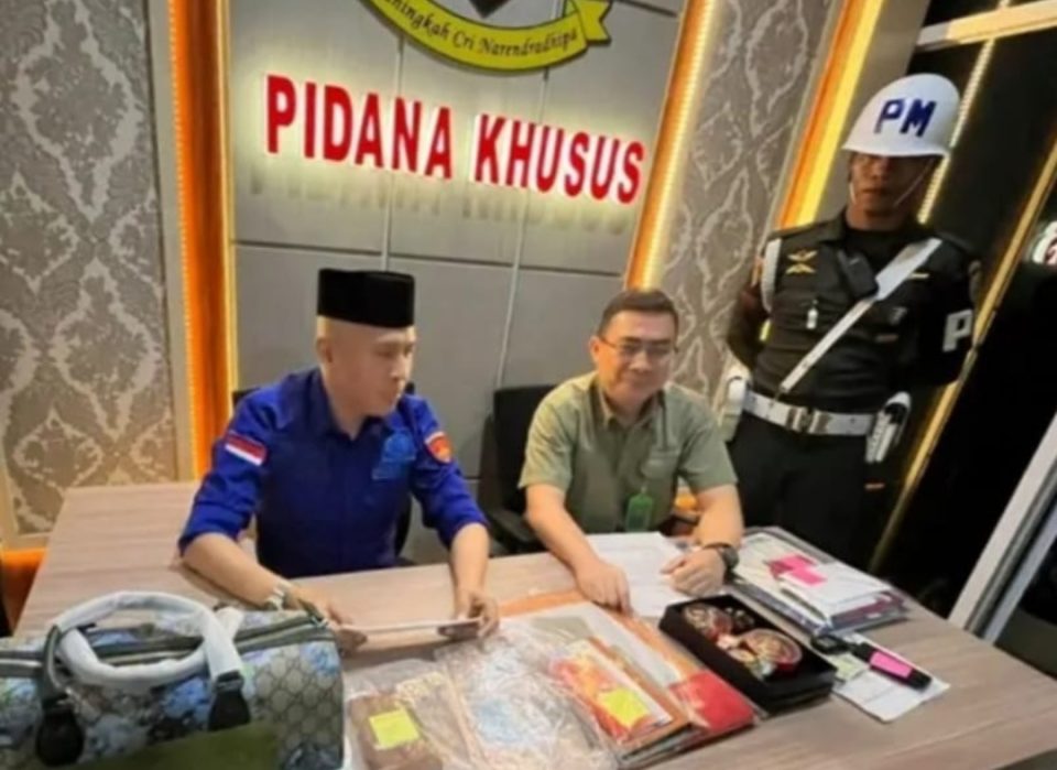 Gegara proyek gerbang rumdis Bupati Lamtim di geledah