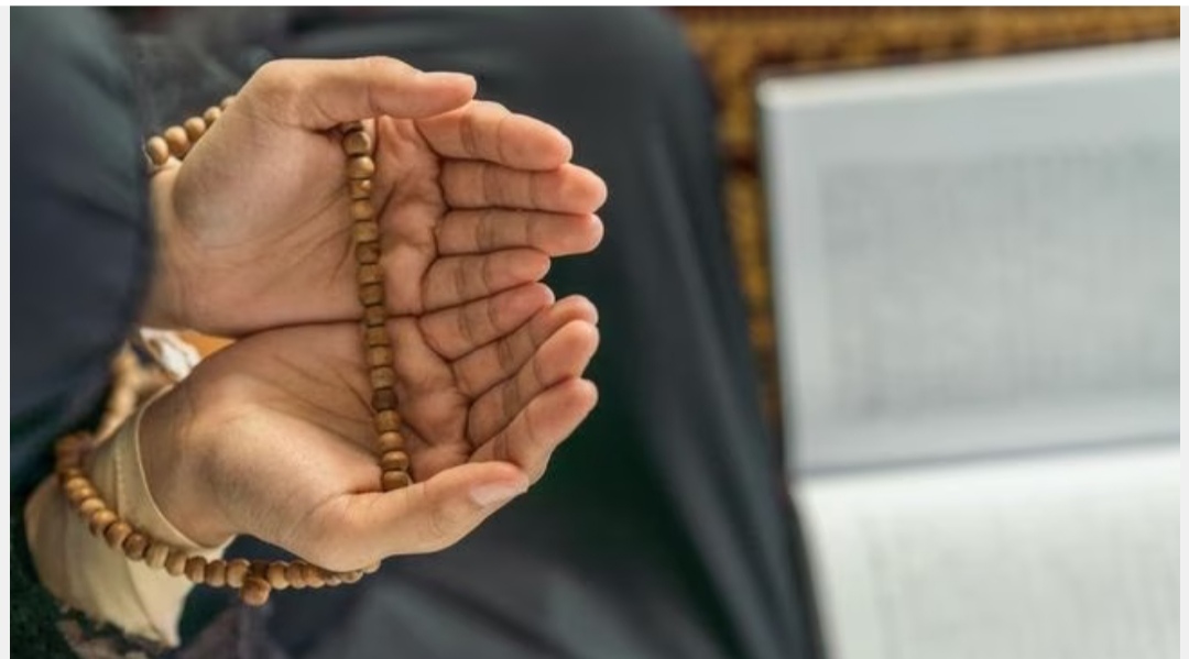 Qultum Arti Astagfirullahaladzim Alladzi Lailaha Illa Huwal Hayyul Qayyum Wa Atubu Ilaih