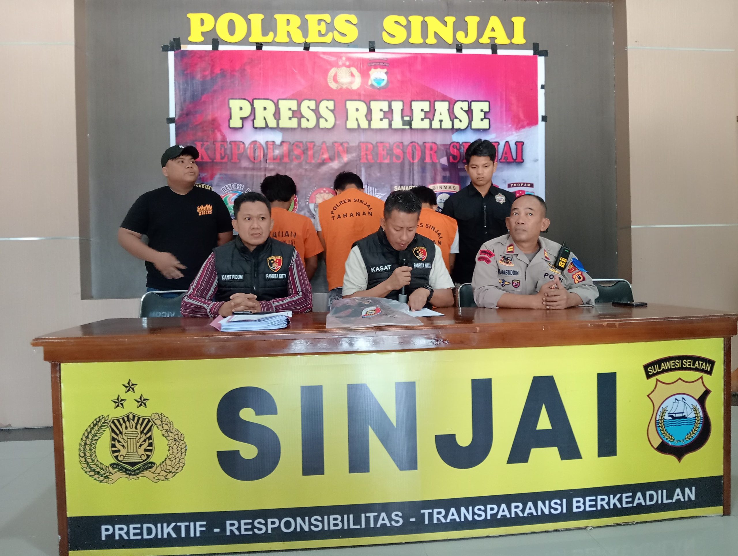 Sat Reskrim Polres Sinjai Amankan 3 Pelaku Penganiayaan Gunakan Sajam.