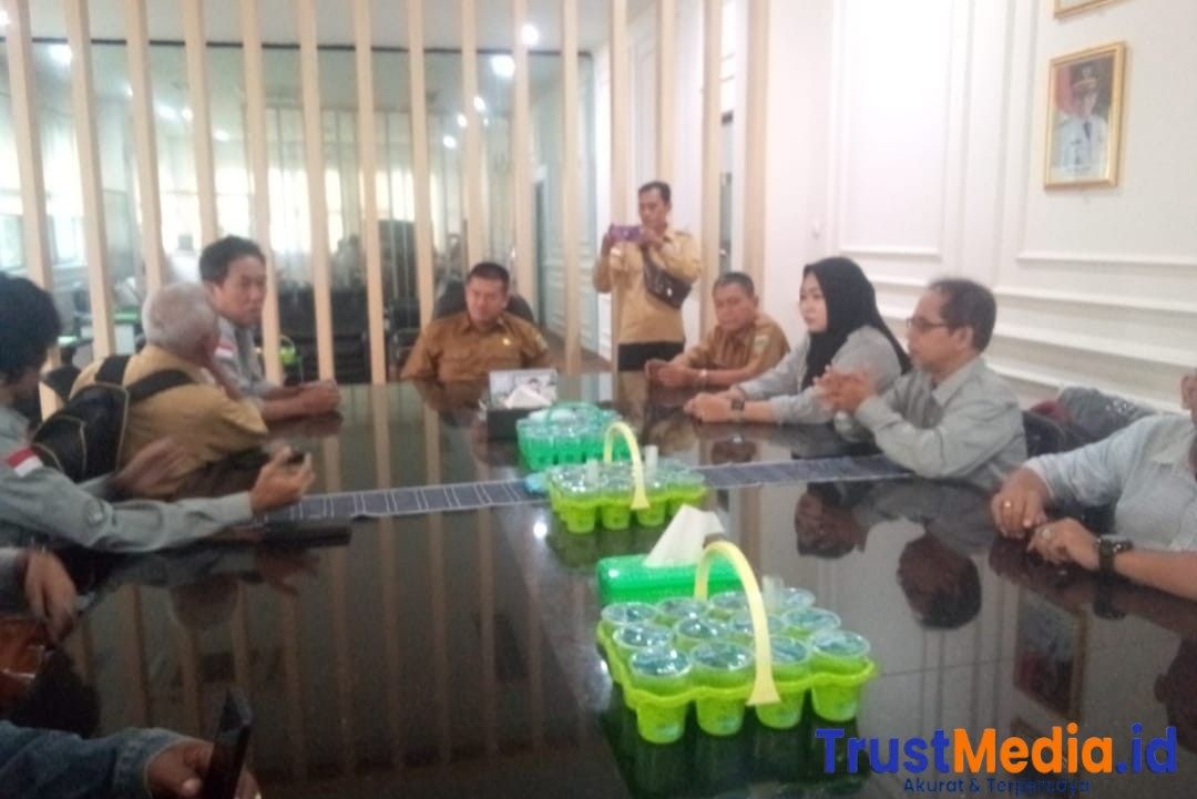 Efisiensi Anggaran, FWB dan Diskominfo Provinsi Banten Berdiskusi Tentang Iklan dan Advertorial