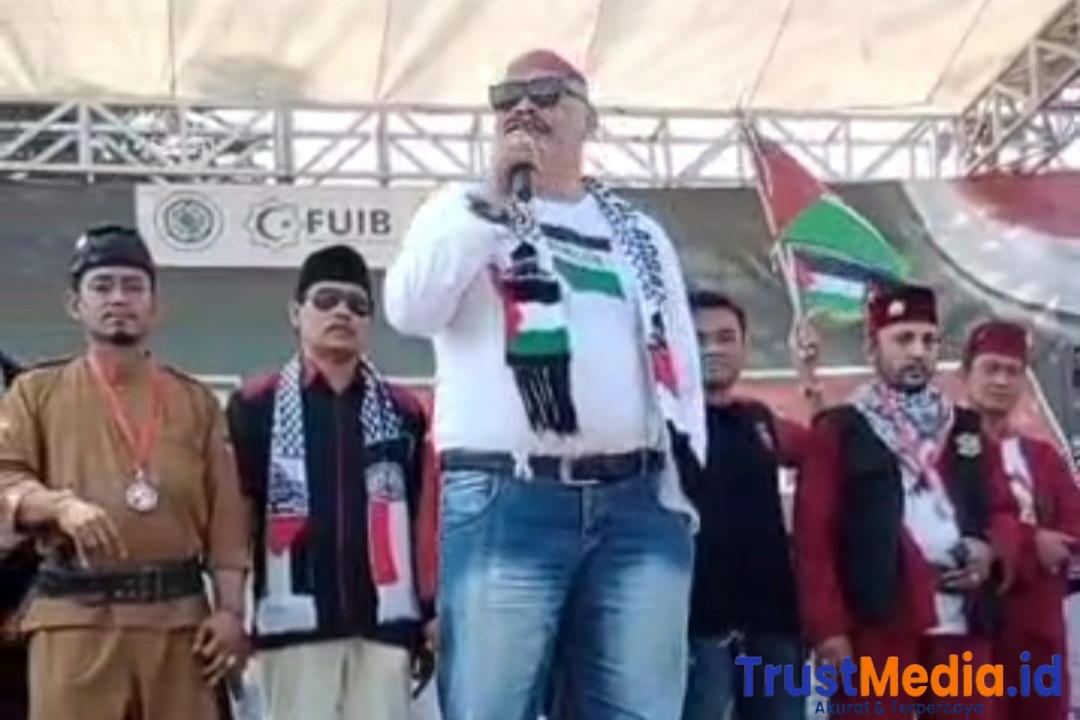 Ketua Jajaka HK Damin Sada Gelar Aksi Bela Palestina di Bekasi,