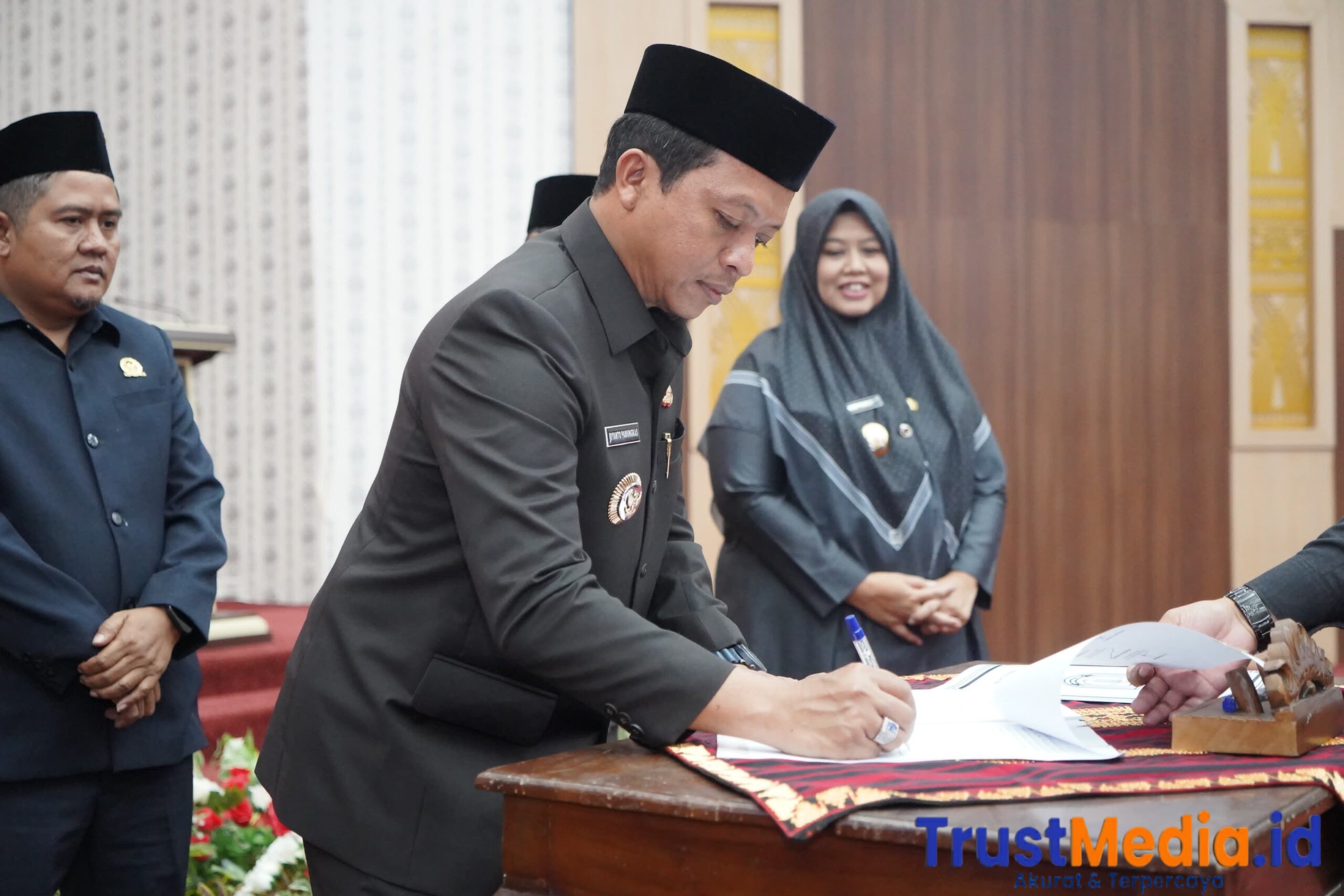 Bupati Pringsewu Sampaikan Rancangan KUA-PPAS 2026, Fokus pada Ketahanan Pangan dan Daya Saing