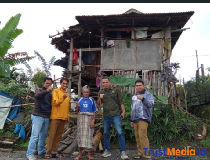 Tim Baznas Sinjai Survei RTLH Sekaligus Menyambangi Korban Longsor