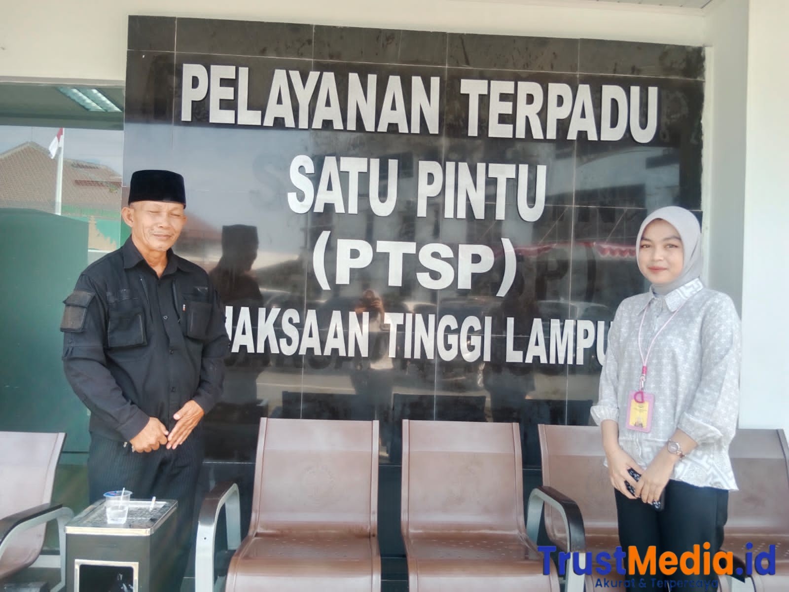 DPW LEMBAGA PEDULI HUKUM LAMPUNG PERTANYAKAN PERKEMBANGAN LAPDUMAS DANA DESA PULAU LEGUNDI KEPADA KAJATI LAMPUNG