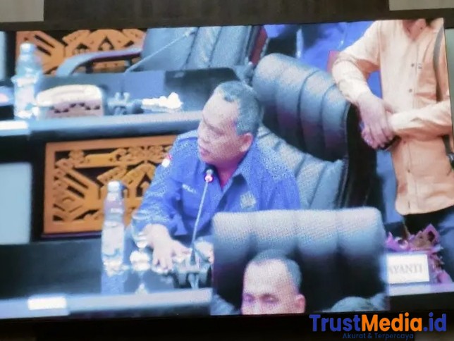 Bang Hilal Jembatan Suara Desa dan Demokrasi