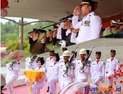 UPACARA PENGIBARAN BENDERA MERAH PUTIH PERINGATI HUT RI KE-80 DI KAB. SIMEULUE