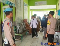 Polsek Simeulue Timur Kawal Distribusi Program Makan Bergizi Gratis untuk 2.033 Penerima