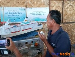 PHE OSES  Berkomitmen beri bantuan modal bagi pengrajin shofenir 