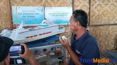 PHE OSES  Berkomitmen beri bantuan modal bagi pengrajin shofenir 