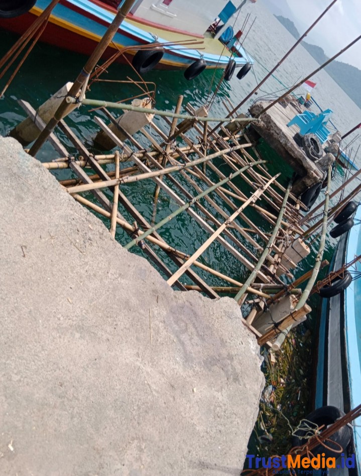 DPW Lembaga Peduli Hukum Lampung Laporkan Hasil Investigasi Dana Desa Pahawang ke Kejari Pesawaran