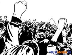 Dalam Rangka HUT Kabupaten Serang ke-499, Mahasiswa Desak Pemerintah dan DPRD Ungkap Kasus Mark’up Website Desa Dalam Rangka HUT Kabupaten Serang ke-499, Mahasiswa Desak Pemerintah dan DPRD Ungkap Kasus Mark’up Website Desa