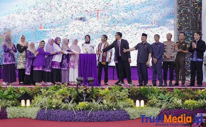 Dihadiri Wagub Lampung & Bupati Pringsewu, UAP Launching FKG, Profesi Dietisien & Halal Center