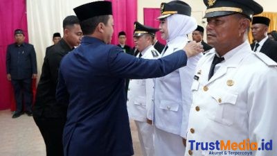 Bupati Pringsewu Lantik 19 Pejabat Daerah Bupati Pringsewu Lantik 19 Pejabat Daerah