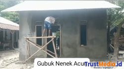 Setelah Viral di Media, Pemdes Karangharja Bedah Rumah Nenek Acun Yang Hidup di Gubuk Reot Setelah Viral di Media, Pemdes Karangharja Bedah Rumah Nenek Acun Yang Hidup di Gubuk Reot