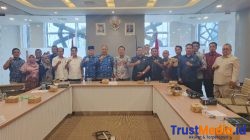 Diskominfo dampingi Komisi III DPRD Lampung Timur Konsultasi ke Kemenkomdigi Terkait Regulasi Jaringan Kabel Udara