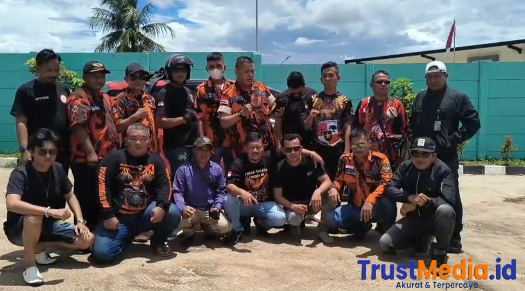 Majelis Pemuda Pancasila Kabupaten Tangerang Bersama BPPH Adakan Mitra Kepada PT Plasindo Park Printing. Majelis Pemuda Pancasila Kabupaten Tangerang Bersama BPPH Adakan Mitra Kepada PT Plasindo Park Printing.