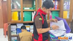Kejari Sinjai Berantas Kasus Tipikor SPAM Geledah Beberapa Kantor Kejari Sinjai Berantas Kasus Tipikor SPAM Geledah Beberapa Kantor