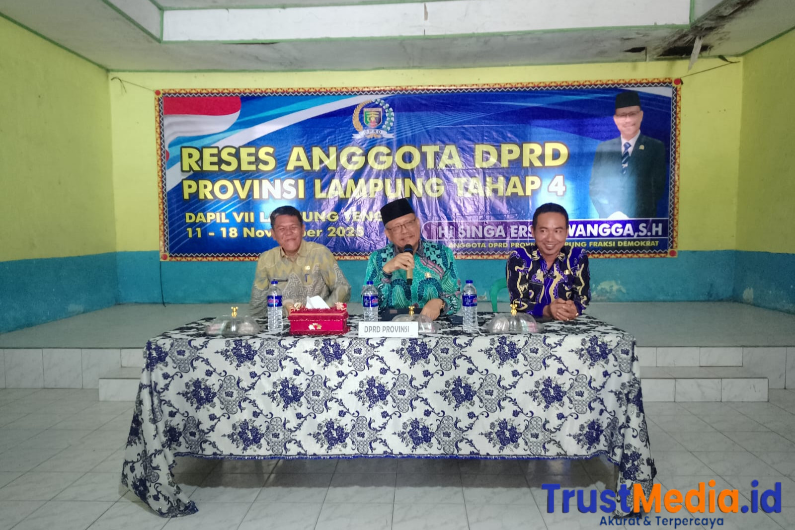 Dewan Propinsi Lampung H.Singa Ersa Awangga, SH. Gelar Reses .