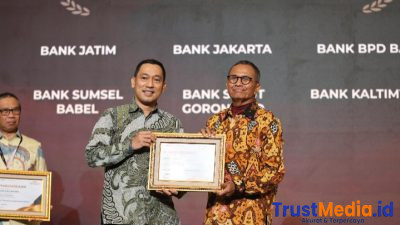 Bank Banten Raih Penghargaan Sebagai Perbankan Daerah Terpopuler pada Disway Award 2025