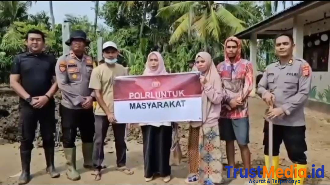 Polres Pidie Jaya Bersama Warga Gotong Royong Percepat Pemulihan Pasca banjir