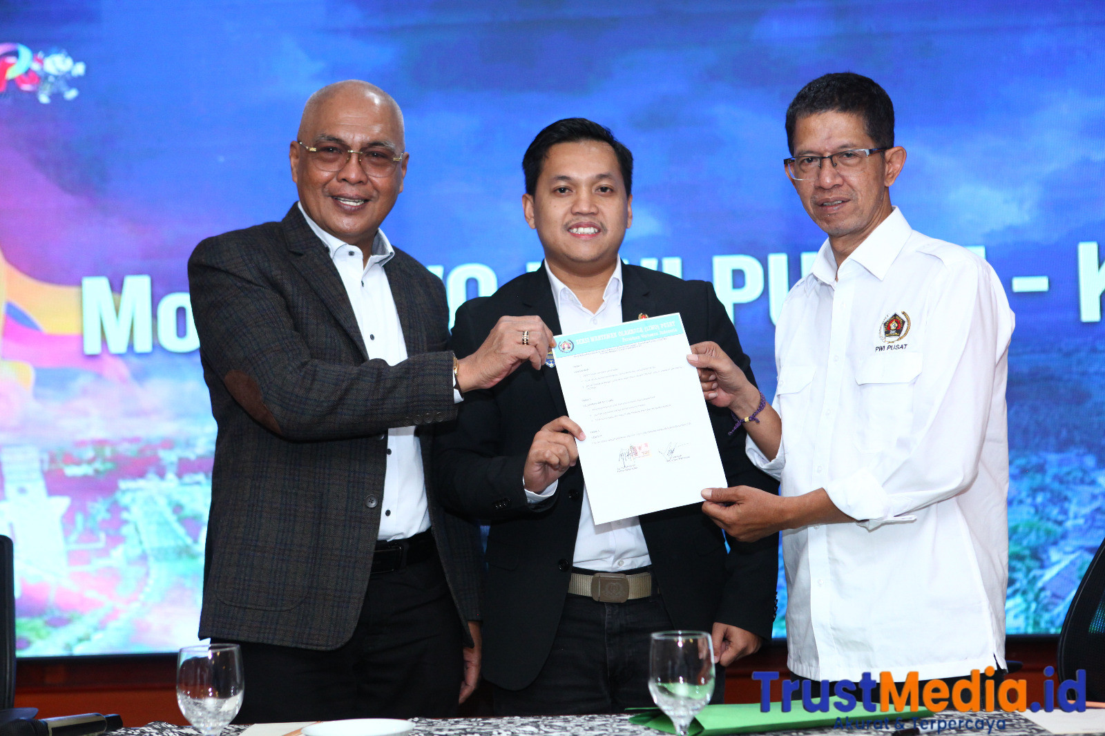 Ketua Umum PWI Tekankan Soliditas dan Profesionalisme Wartawan Olahraga di Rakernas SIWO 2026