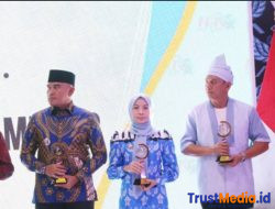 Bupati Serang Ratu Zakiyah Raih Penghargaan Golden Award PWI di Acara HPN 2026