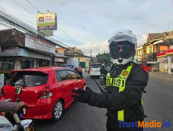 Polresta Serang Kota Laksanakan Rekayasa Lalu Lintas di Jalur Wisata Palima Cinangka