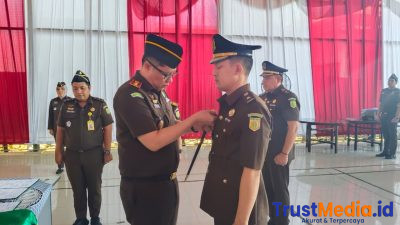 Sertijab Kasi Pidum Kejari Lampung Timur, Kajari: Amanah Harus Dijaga dan Kinerja Ditingkatkan