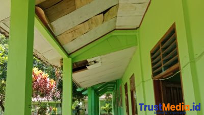 Inspektorat bakal periksa Dugaan penyimpangan dana BOS SMPN 4 Sekampung Lampung Timur .