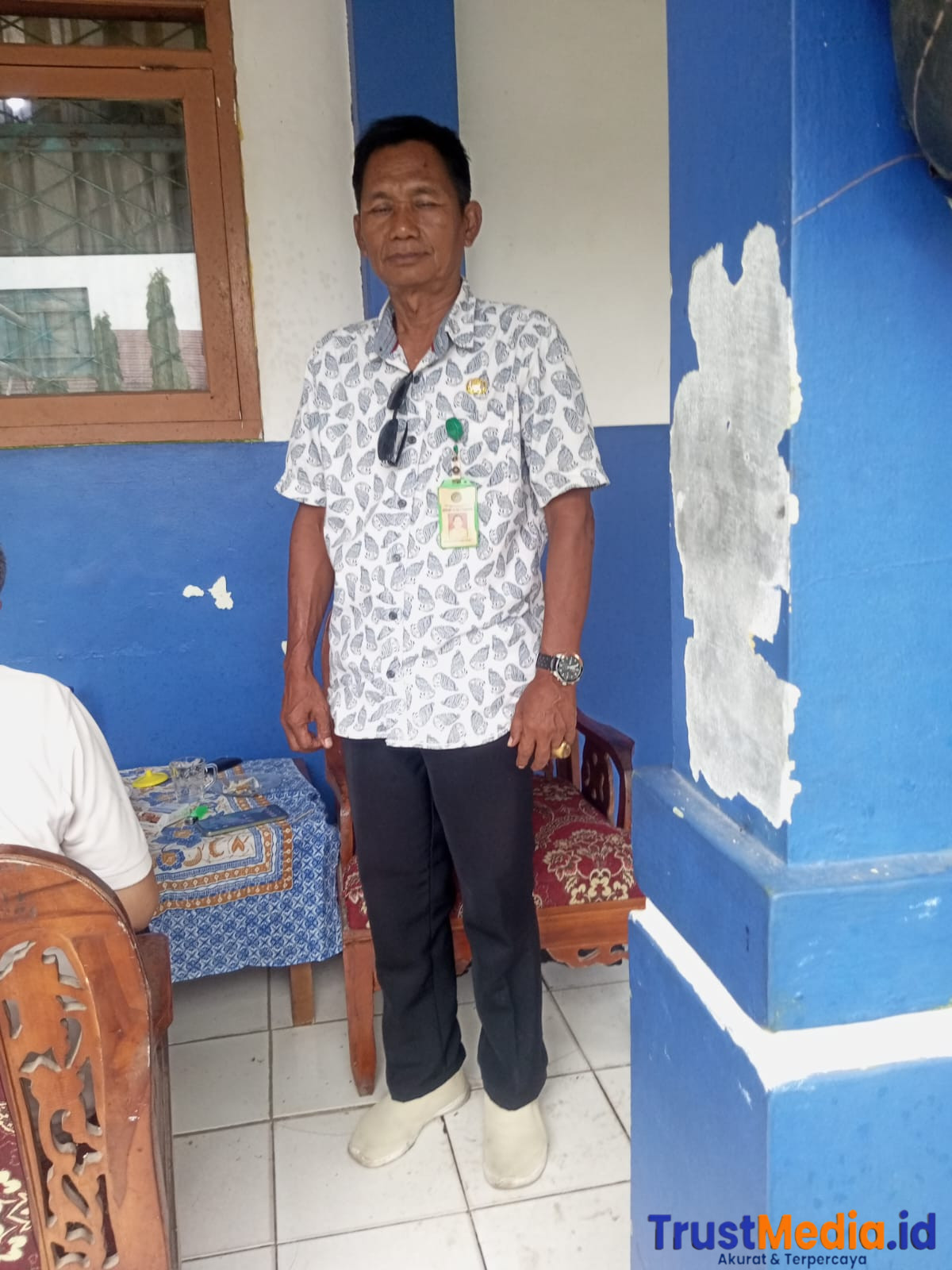 Kokom Arqom Wakil Kepala Sekolah SMPN 3 Tigaraksa , Pendekatan Terhadap Anak Didik Sangat Di Utamakan .