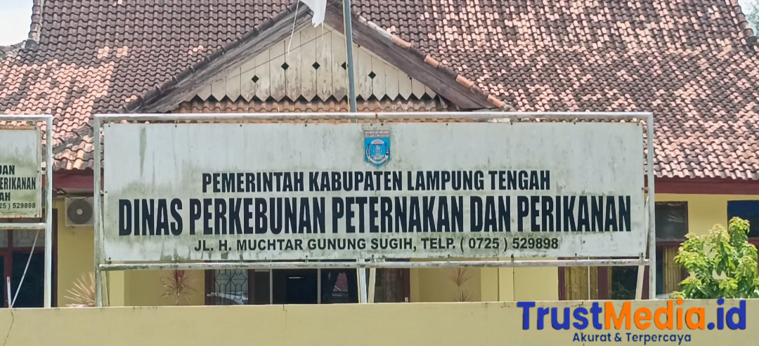 Jejak Excavator Bantuan KKP di Lampung Tengah, Sekretaris Dinas Disbunnakan Jadi Sorotan
