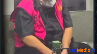 Mantan Gubernur Lampung   Arinal Djunaidi resmi diitahan.