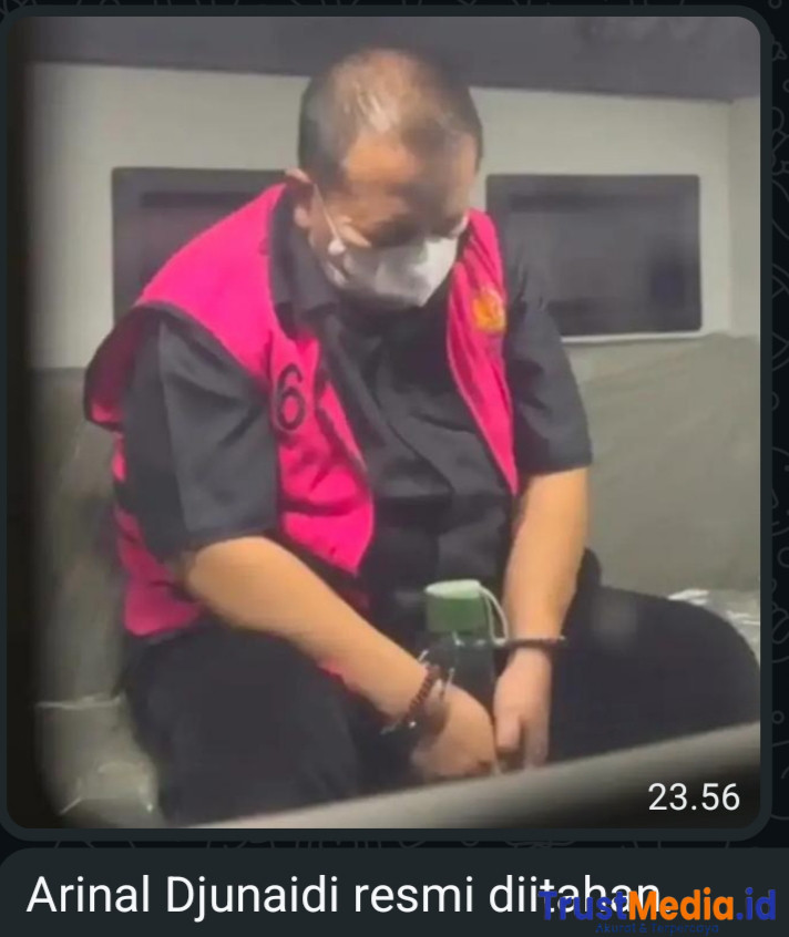 Mantan Gubernur Lampung   Arinal Djunaidi resmi diitahan.