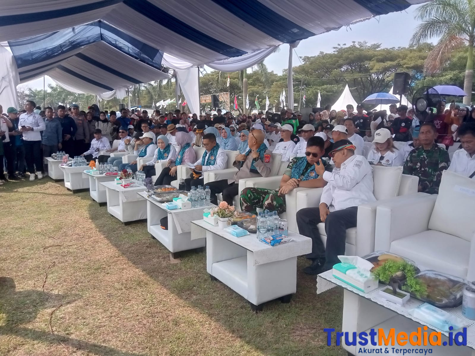 May Day 2026 di Serang, Ribuan Buruh Hadiri Peringatan Bersama Pemda dan TNI-Polri